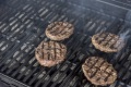 �������� + ������� ����� Char-Broil Gas2Coal Hybrid 3B, ��� 12